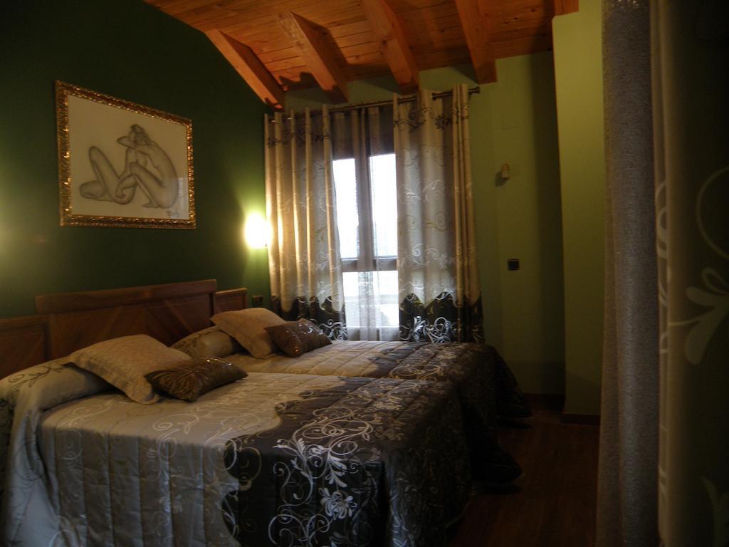 Casa Cosculluela Apartment Ainsa Room photo