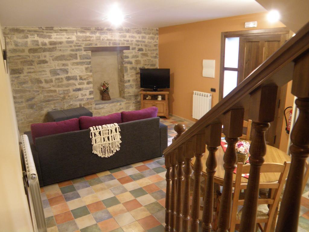 Casa Cosculluela Apartment Ainsa Room photo